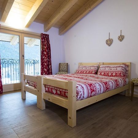 Olimpic Hostel شيلباريو المظهر الخارجي الصورة
